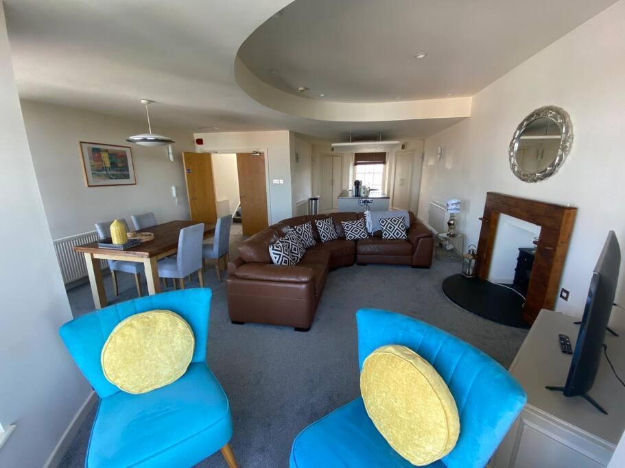 Caldey View- A Beautiful Flat In The Heart Oftenby Dış mekan fotoğraf
